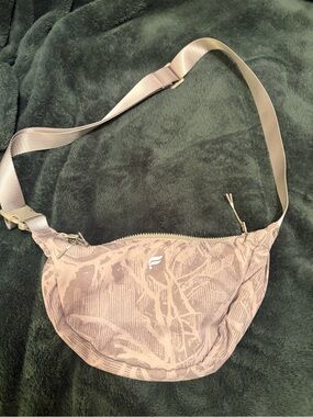 Fabletics purse with floral print